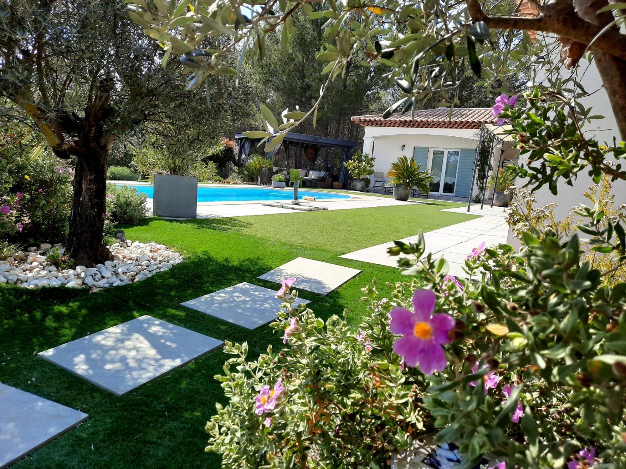 L Olivadou B&B ตรองส์-ออง-โปรวองซ์ ภายนอก รูปภาพ
