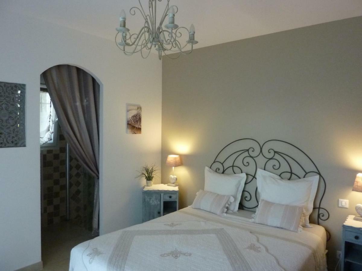 L Olivadou B&B ตรองส์-ออง-โปรวองซ์ ภายนอก รูปภาพ